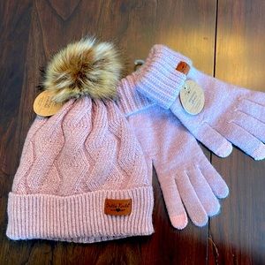 Britt’s Knits hat and glove set!
